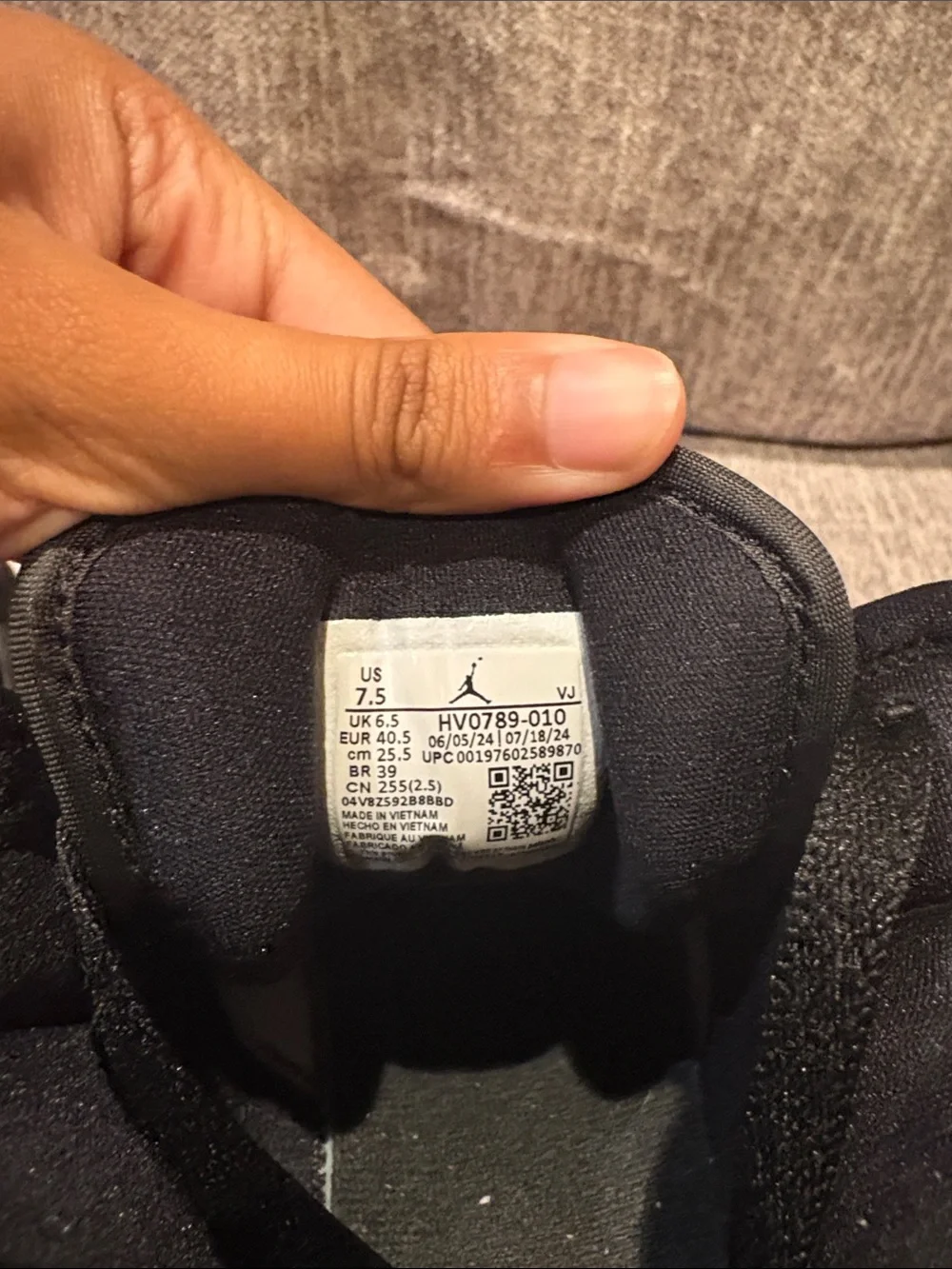 Jordan 1 Mid SE